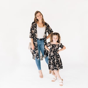 beige dress for family photos Mommy and Me Evamari Knit Dress Turquoise merch_edm020426 Photo shoot Sleeve 5.55 Size:36R/30W