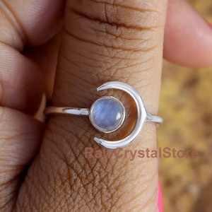 Moonstone Ring, 925 Sterling Silver Ring, Half Moon Ring, Blue Flash Ring, Rainbow Moonstone Ring, Moonstone Moon Ring, Adjustable Moon Ring