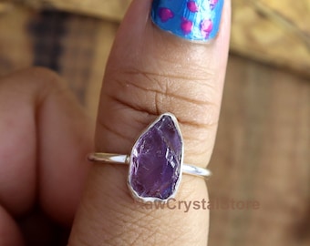 Raw Amethyst Ring, Bezel Set, 925 Sterling Silver, Midi Ring