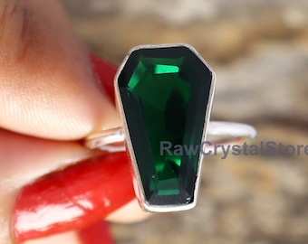 Emerald Quartz Coffin Ring, 925 Sterling Silver Statement Ring