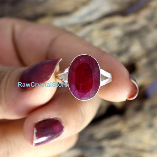 Roher Rubin Sterlingsilber Ring: Boho Geburtsstein Band
