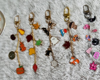 Kindle Charm | Kindle Chain Charm | Custom Chain | Kindle Accessory | E-Reader Accessories | Keychain Charm | Personalized Bookish Gift