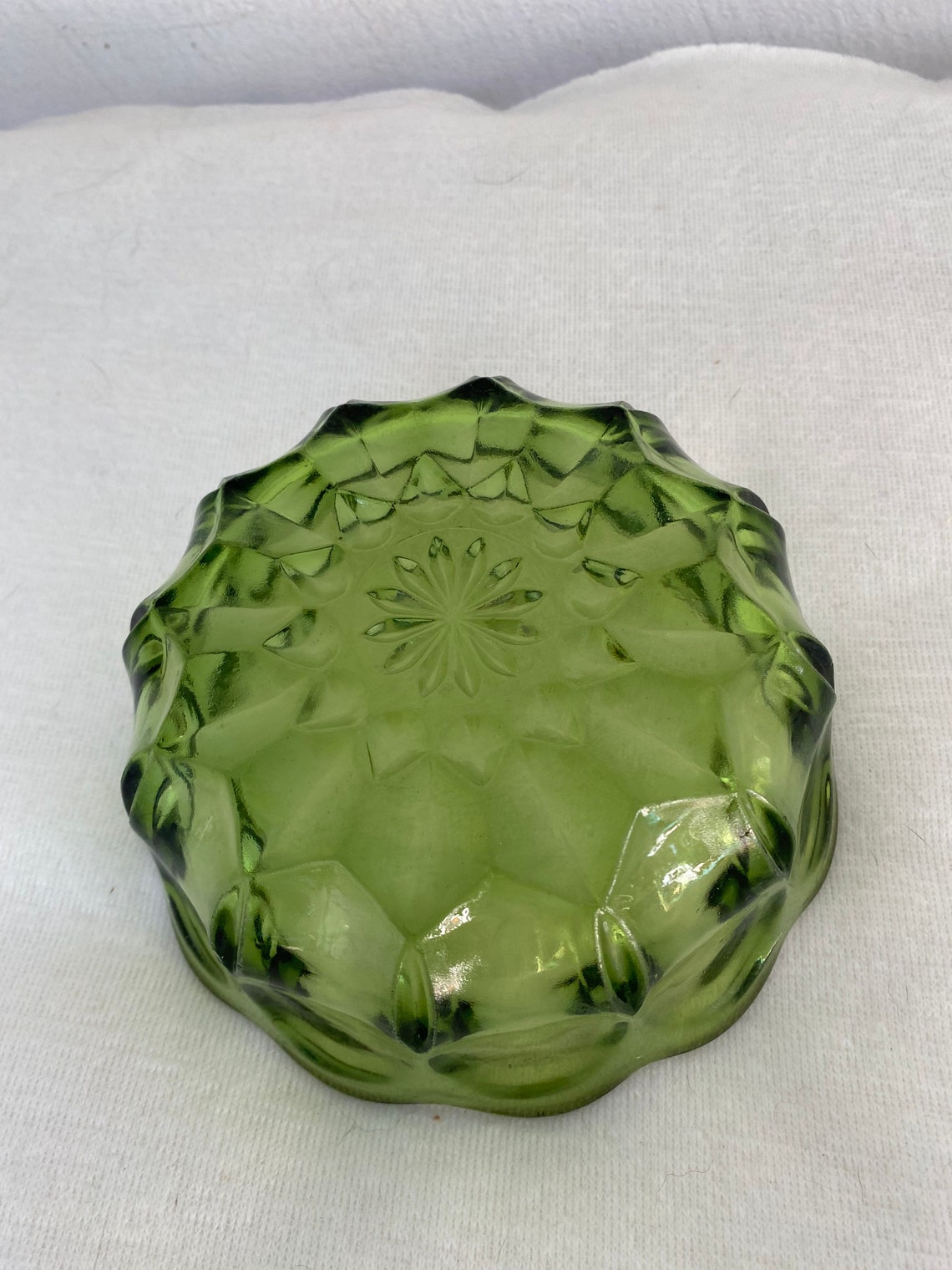 Vintage green glass bowl Fairfield pattern Etsy