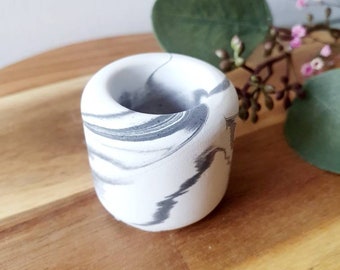 Simple mini candle holder for table taper candles marbled in different colors | Candle holder | Candlestick | Nordic | hygge