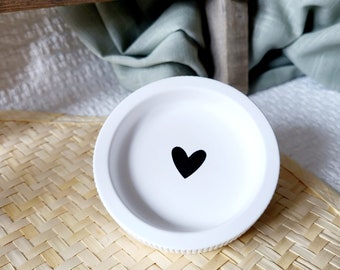 Simple candlestick bowl with heart for pillar candles in white | Candle holder | Nordic candle plate | hygge