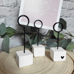 3er Set Fotohalter /Kartenhalter aus Raysin, weiß und selbstgeformter Draht/ Tischdeko/ Hochzeitsdeko/ Visitenkarten Halter