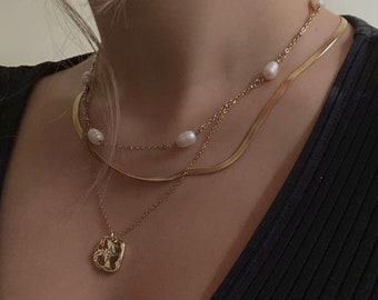 Dainty Layered gold necklace set , stacking necklace, gold snake chain, freshwater floating pearl necklace, 21st birthday gift for her