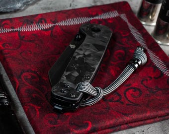 Minimal 550 Paracord Knife Lanyard | Choose From 70 Cord Colors and 5 Beads