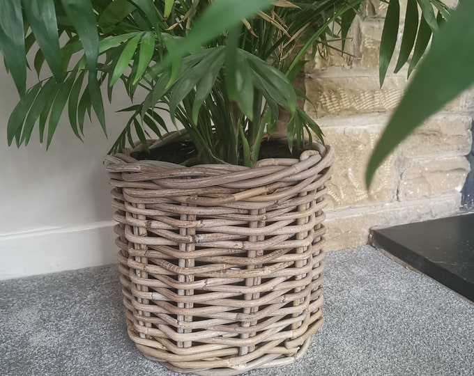 Thick & Sturdy Fully Lined Rattan Planters - Available in 3 Sizes