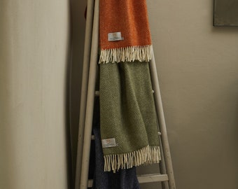 High Quality Pure New Wool Fishbone Blanket / Throw Made In The UK - 150 x 183cm