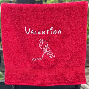Individuelles besticktes Eishockey Handtuch | Personalisiertes Eishockey Duschtuch mit Namen und Spieler-Motiv | Geschenkidee Eishockey rot