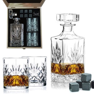 Classic Whiskey Decanter And Whisky Glasses Gift Set | Whisky Glasses, Decanter & Whiskey Stones Set