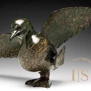 12&quot; SIGNATURE Dancing Goose by Pudlalik Shaa *Charlotte* Inuit Sculpture Soapstone art Inuit Original Inuit Carving Serpentine Stone