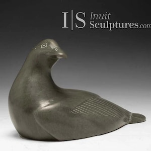 VINTAGE 7&quot; Green Duck by Joe Kavik *Tranquil Moment* Inuit Sculpture Soapstone art Inuit Original Inuit Carving Serpentine Stone Sanikiluaq