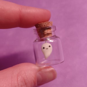 Ghost in a jar! Glow in the dark