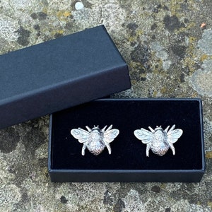 Bumble Bee Cufflink Set. Gift Boxed Solid English detailed Pewter in a hand made velvet gift box Men's accessories Wedding Function Work