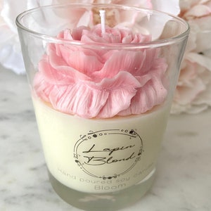 Artisanal Peony Scented 14 oz Soy Candle | Mother&#39;s Day | Hand Poured Candle | Birthday Gift | Home Decor | Natural | Garden | Hand crafted