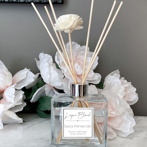 Sea Minerals-Luxury reed diffuser with sola flower | Premium scent |Luxe | Wedding | Bridal shower | Birthday | Hostess | Gift boxed