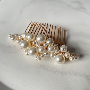 Pearl hair pin accessory for wedding party hair Pearl Pearl Comb