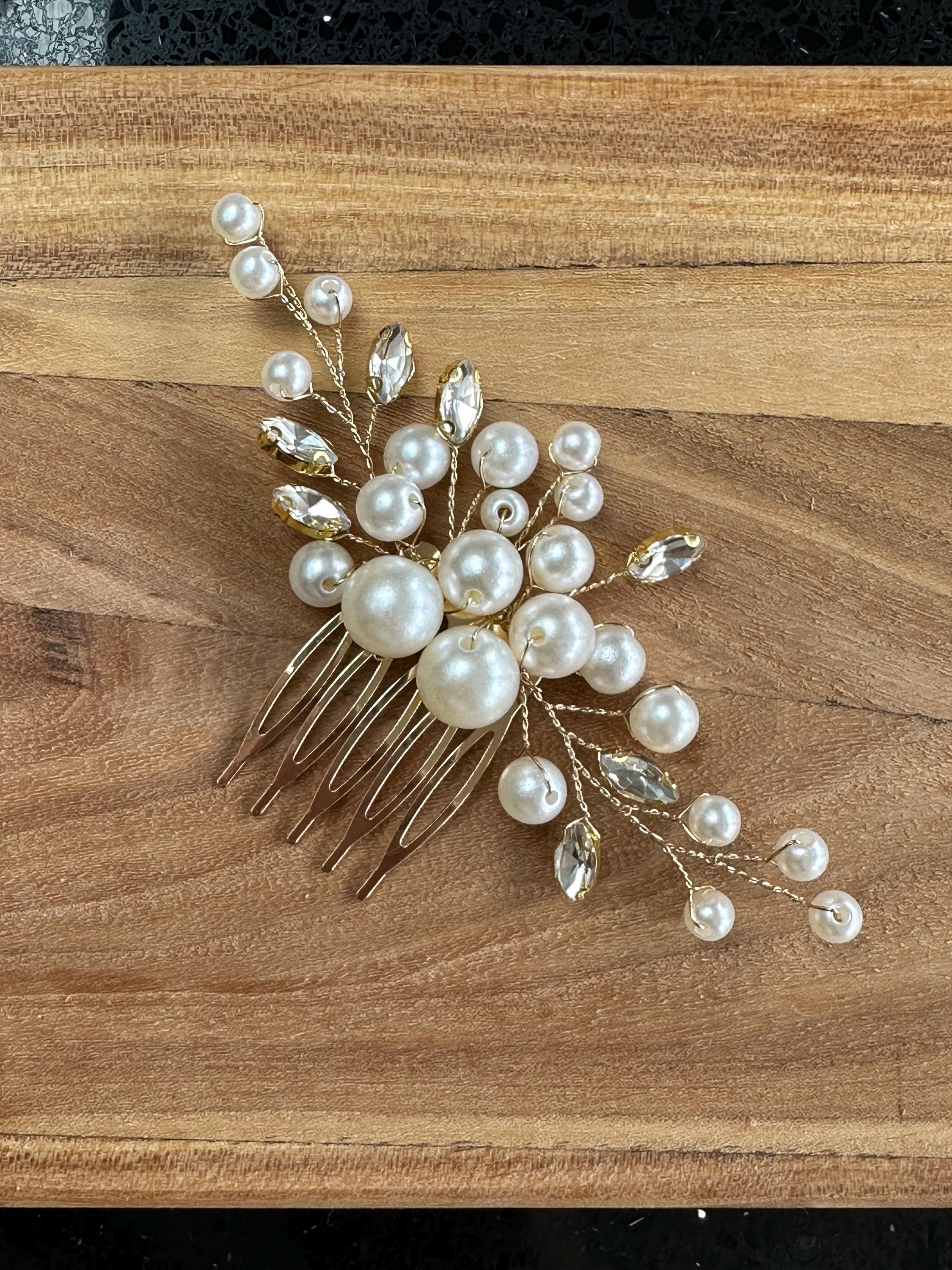 Bridal Faux Pearl Hair Comb – Diamante Wedding Hair  display picture 1