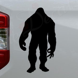Bigfoot Made You Look Circle Punch Game Yeti Sasquatch Die Cut Vinyl Decal Sticker For Car Truck Motorcycle Window Bumper Wall Home Decor