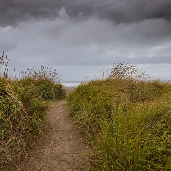 Tempête océanique se préparant le long de la côte pacifique de l’Oregon, plage de sable de l’océan et photos de vagues - Tirages de photographie d’art, toile, métal