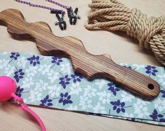 Zebrawood "The Flame" Spanking Paddle para disciplina doméstica y BDSM - SOLO adultos