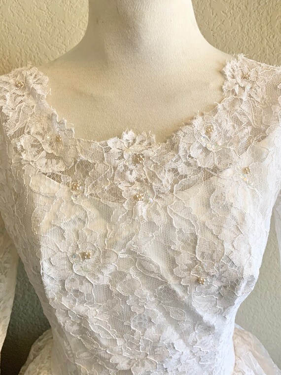 Vintage 1950s Wedding Dress 50s Chantilly lace S - image 2