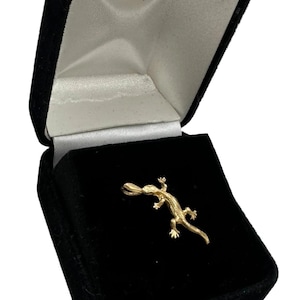 14k Yellow Gold Lizard Pendant - .7 Grams