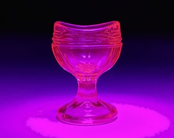 Pink Uranium Style Glass Raised Rib Pedestal Eye Wash Cup - Depression Style Glass, Retro Vintage Style Decor, Vanity, Dish, Bowl, Optometry