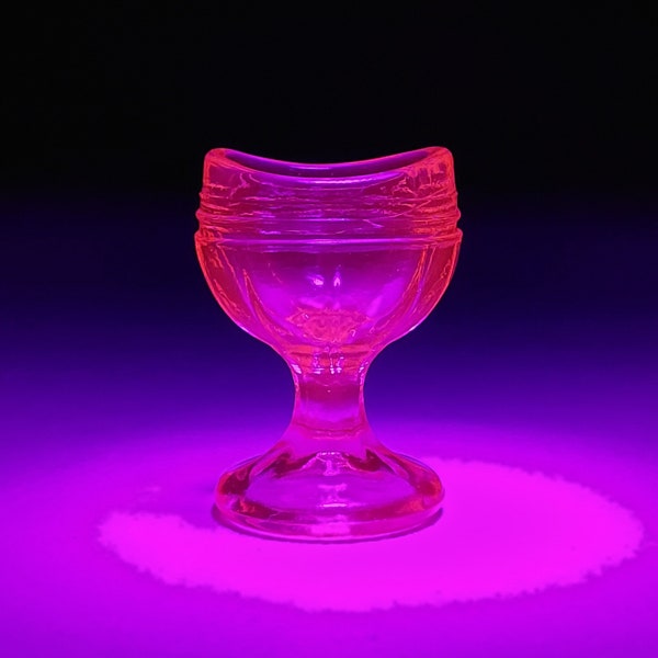 Pink Uranium Style Glass Raised Rib Pedestal Eye Wash Cup - Depression Style Glass, Retro Vintage Style Decor, Vanity, Dish, Bowl, Optometry
