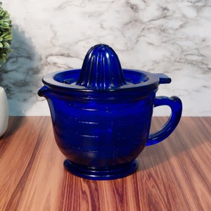 Cobalt Blue Juicer Reamer & 2 Cup Measuring Cup, Huge 2 PC - Depression Style, Vintage, Art Deco, Farmhouse, Cooking Tool, Kitchenware, Bowl