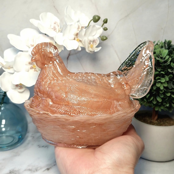 Pink Peach Swirl Nesting Chicken Hen on Nest Candy Dish w/ Lid, Depression Style Glass, Vintage Style Farmhouse, Cookie Jar, Country Western