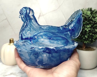Blue Cream Swirl Nesting Chicken Hen on Nest Candy Dish, Depression Style Glass, Vintage Style Farmhouse, Cookie Jar, Country Western Decor