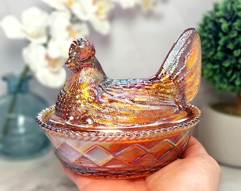 Golden Amber Carnival Glass Hen on Nest Chicken Candy Dish - Vintage Style Farmhouse Kitchen Decor, Depression Style Glass, Jewelry Box