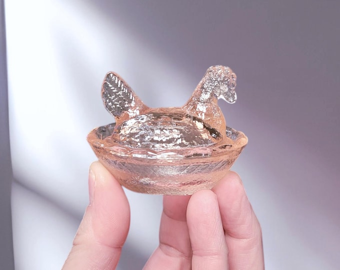 Pink Amber Depression Style Glass Hen on Nest Chicken Salt Cellar Dish, Vintage Style Farmhouse Decor, Covered, Bowl with Lid, Rooster, Farm