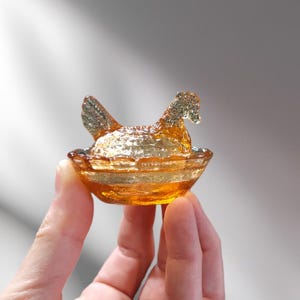 Pink Amber Depression Style Glass Hen on Nest Chicken Salt Cellar Dish, Vintage Style Farmhouse Decor, Covered, Bowl with Lid, Rooster, Farm