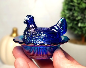 Cobalt Blue Carnival Glass Hen on Nest Salt Dish, Depression Style Chicken - Vintage Style, Farmhouse Kitchen Decor, Ring Holder, Farm Ranch