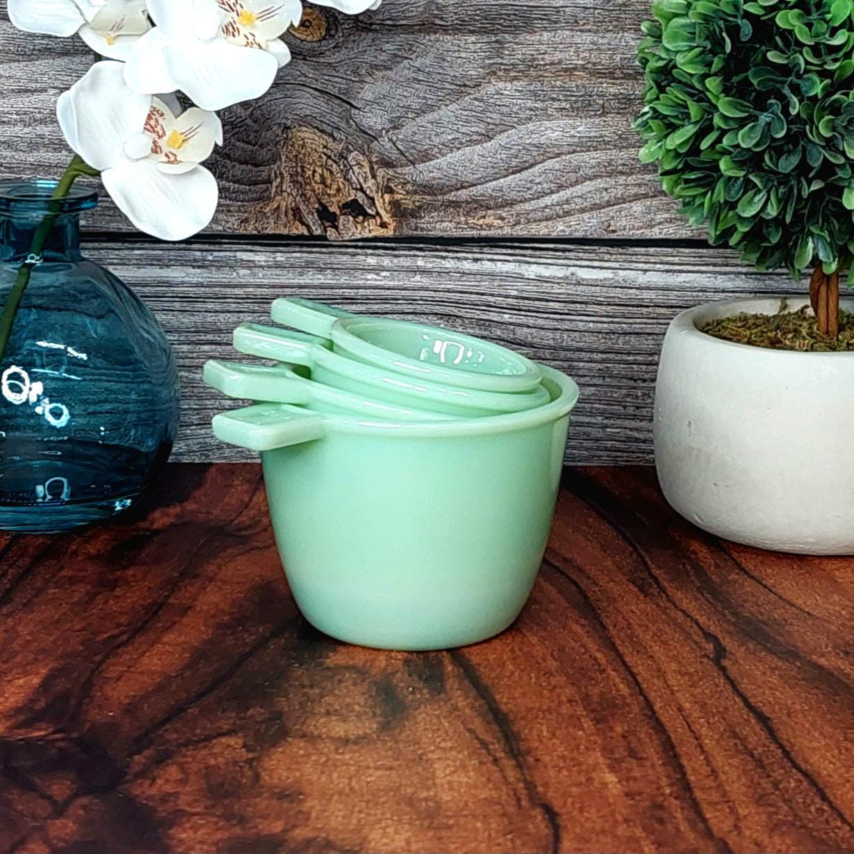 Green Jadeite Glass Measuring Cups, Vintage Farmhouse