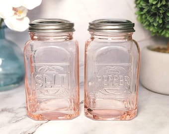 Pink Depression Style Glass Salt & Pepper Shaker Set, LRG - Vintage Style Tableware, Retro Farmhouse Kitchen, Cottage Core Cooking