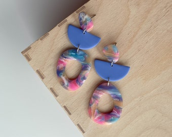 Polymer clay drop earrings | Geometric | Cornflower and translucent effect | Handmade accessories