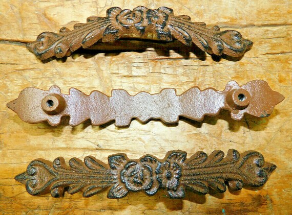3 Cast Iron Antique Style FLORAL HEART Drawer Handle Gate Pull Door Handles Knob 