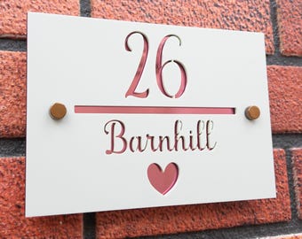 Gepersonaliseerd huisbord met spiegel achter hart ontwerp met plaquette, nieuw huis cadeau, adresbord, eerste huis, deurnummer