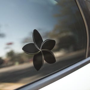 Décalcomanie en vinyle fleur de plumeria - Sticker floral tropical - Sticker hawaïen pour voiture, gobelet ou ordinateur portable - Design permanent en vinyle