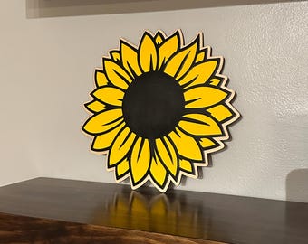 Decoración de pared de girasol de abedul báltico pintada a mano – Estilo rústico
