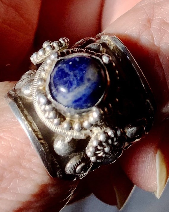 Poet’s Stone RARE! Antique Tibetan Ring - image 3