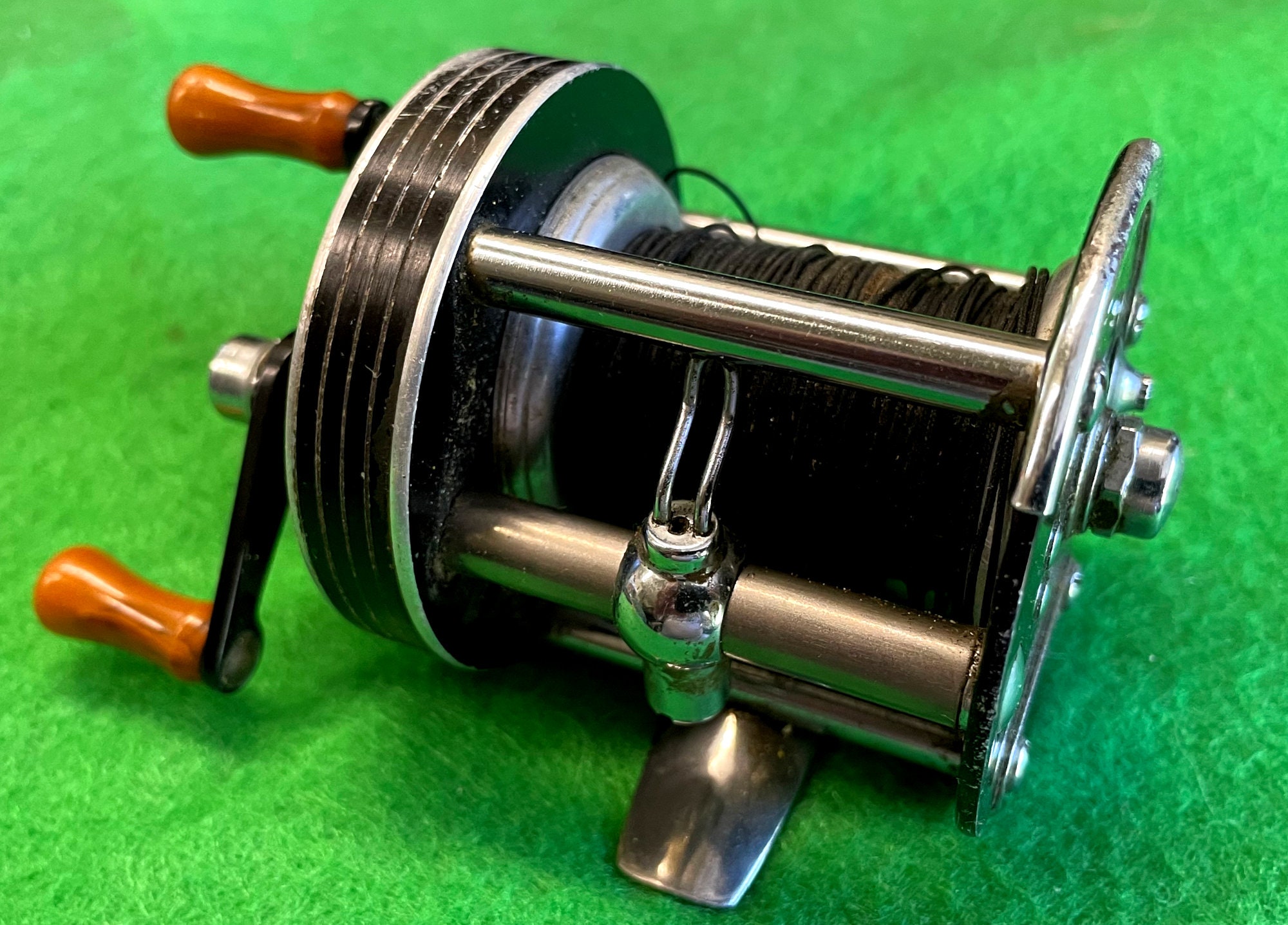 Vintage LANGLEY STREAMLITE Model 310 KC Bait Casting Fishing Reel