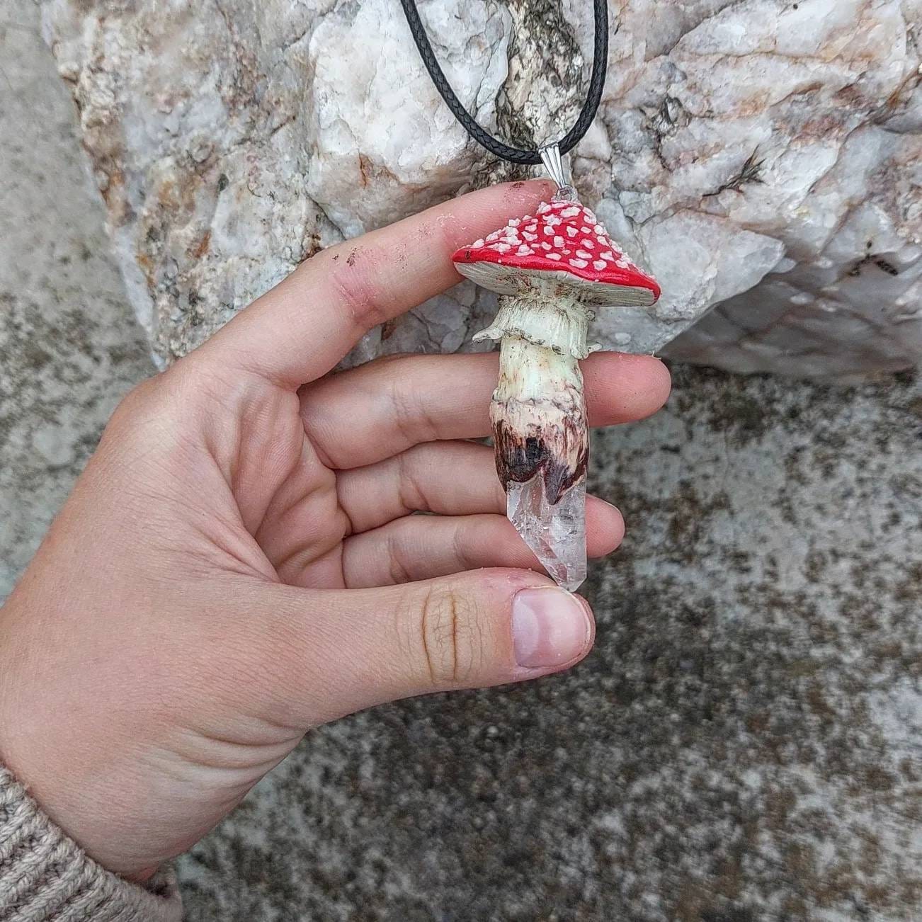 Mushroom crystal necklace deals