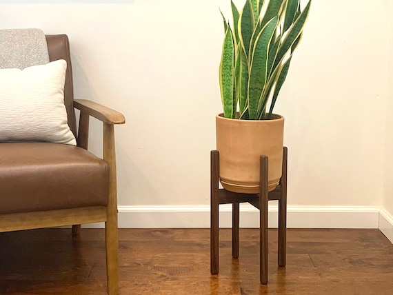 Mid Century Modern Blumenständer - Nussbaum, Ahorn, Eiche Massivholz