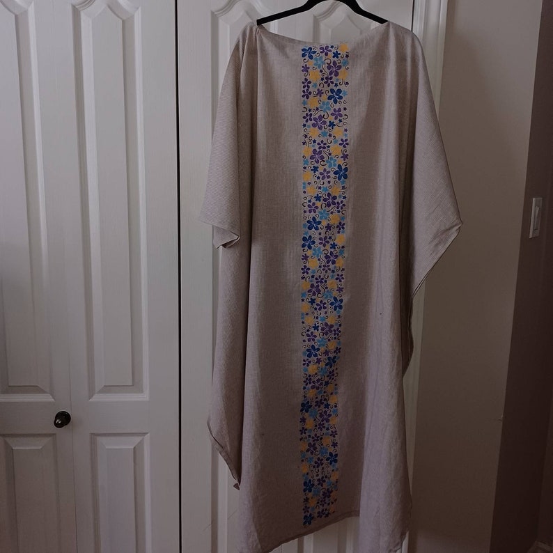 Kaftan (caftan) long beige lined linen. Very elegant, summer, work, outing, beach, comfortable, light, at the pool. Ideal gift! Durable